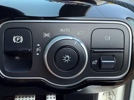 Mercedes-Benz A Class 1.3 A200 AMG Line (Premium Plus) 7G-DCT Euro 6 (s/s) 5dr 25