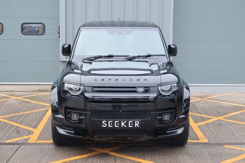 Land Rover Defender 110 P525 V8 Urban Edition  9