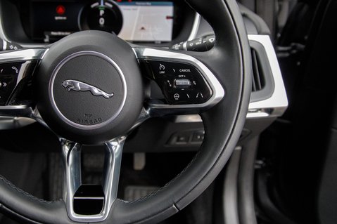 Jaguar I-Pace BLACK 21