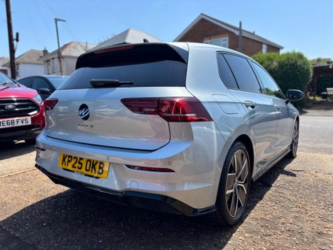 Volkswagen Golf 1.5 TSI R-Line Euro 6 (s/s) 5dr 5