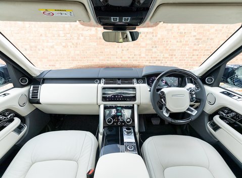 Land Rover Range Rover 4.4 SDV8 Autobiography 25