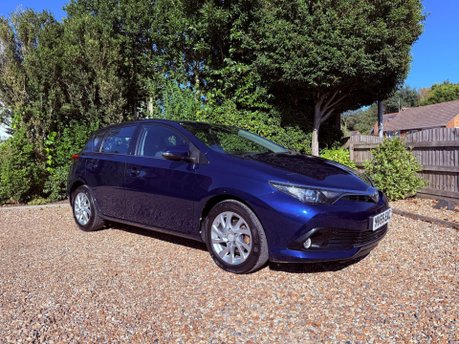 Toyota Auris 1.2 VVT-i Icon CVT Euro 6 (s/s) 5dr 2
