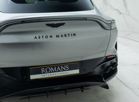 Aston Martin DBX 707 33