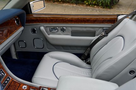 Rolls-Royce Corniche V Convertible 31