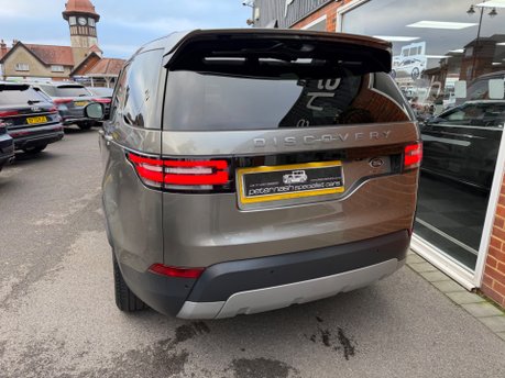 Land Rover Discovery 3.0 SD V6 HSE SUV 5dr Diesel Auto 4WD Euro 6 (s/s) (306 ps) 13