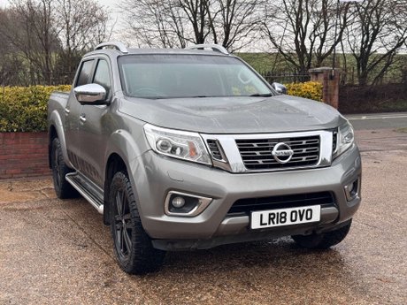 Nissan Navara 2.3 Navara Tekna dCi 4WD 5dr 5