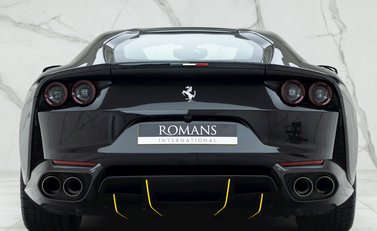 Ferrari 812 Superfast 5