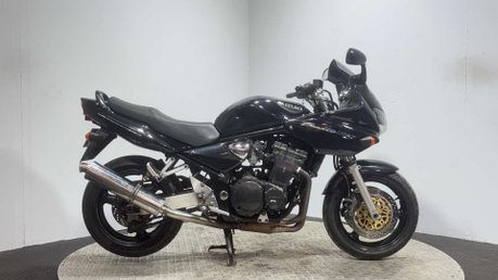 Suzuki Bandit 1200 GSF 2002 28K MK2 RUNS WELL NEW MOT 120CC MUSCLE BIKE 1