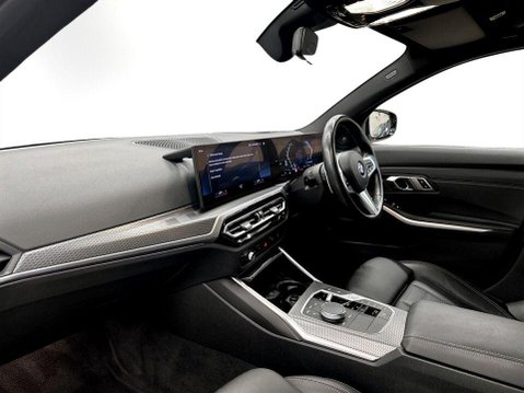 BMW 3 Series 2.0 320d MHT M Sport Touring 5dr Diesel Hybrid Auto Euro 6 (s/s) (190 ps) 2 15