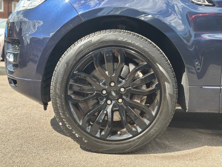 Land Rover Range Rover Sport SDV6 HSE DYNAMIC 4