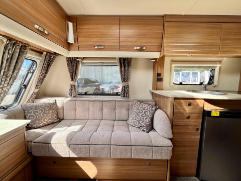 Compass Corona 462  18