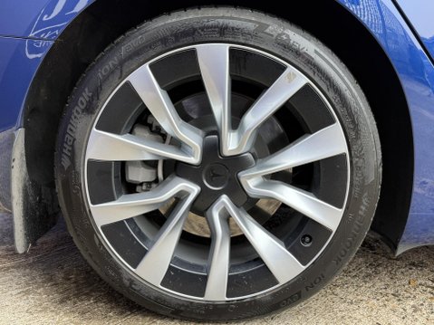 Tesla Model 3 Saloon 4dr Electric Auto RWD (208 ps) 15