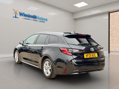 Toyota Corolla 1.8 VVT-h Icon Tech Touring Sports CVT Euro 6 (s/s) 5dr 8