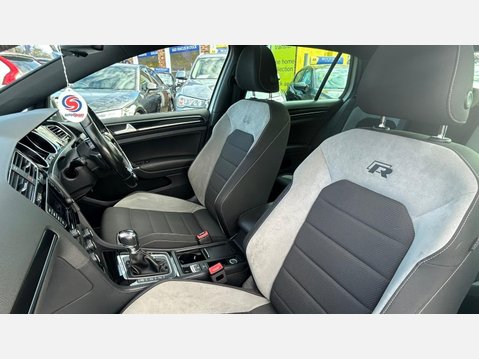 Volkswagen Golf 2.0 TSI BlueMotion Tech R DSG 4Motion Euro 6 (s/s) 5dr 32