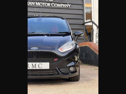 Ford Fiesta 1.6T EcoBoost ST-3 Hatchback 3dr Petrol Manual Euro 6 (182 ps) 22