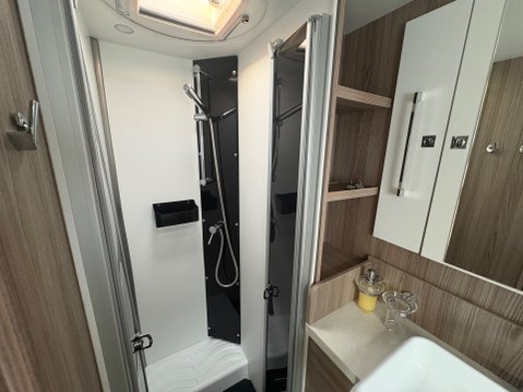 Benimar Tessoro T487 39