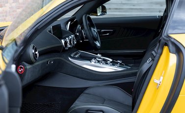 Mercedes-Benz Amg GT GT S 12