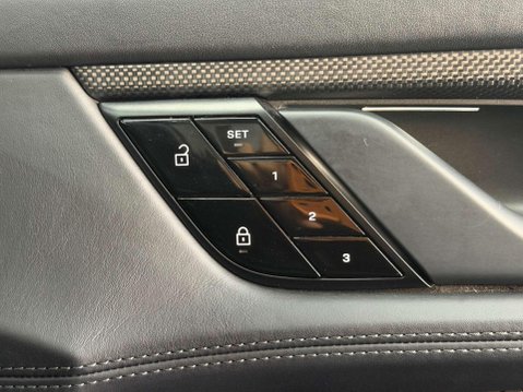 Porsche Taycan Performance Plus 93.4kWh Saloon 4dr Electric Auto RWD (476 ps) 59