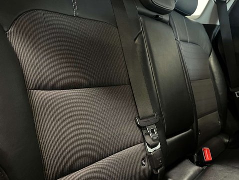 Kia Niro 1.6 Niro 2 Semi-Auto 5dr 25