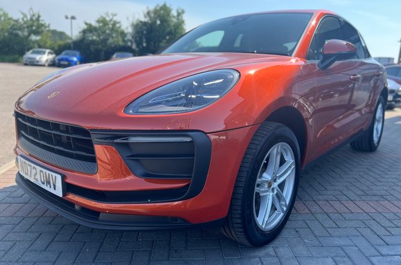 Porsche Macan PDK 22