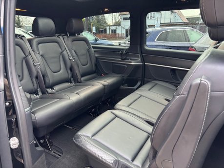 Mercedes-Benz V Class 2.0 V300d AMG Line MPV 5dr Diesel G-Tronic+ Euro 6 (s/s) LWB (237 ps) 3
