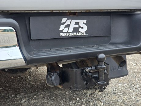 Toyota Hilux 2.4 D-4D Active Pickup Double Cab 4dr Diesel Manual 4WD Euro 6 (3.5t) (150 28