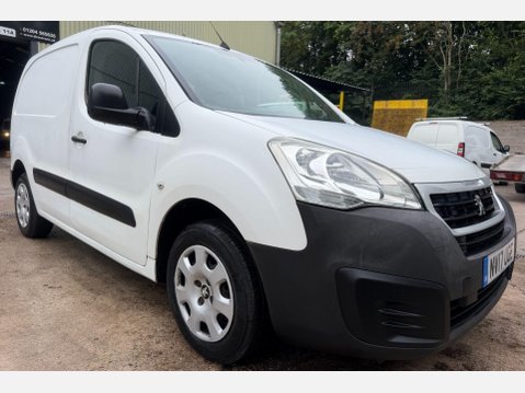 Peugeot Partner 1.6 BlueHDi 854 Professional Panel Van 5dr Diesel Manual L1 (112 g/km, 97.6 4