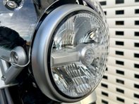 Royal Enfield Super Meteor 0.6 Super Meteor 650 12