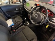 Renault Clio 1.5 dCi Dynamique Sport Tourer Euro 4 5dr 23