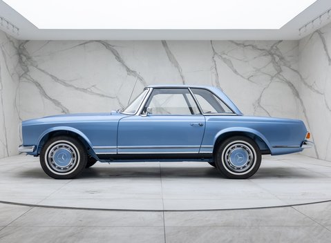 Mercedes-Benz 280 SL W113 Pagoda 7