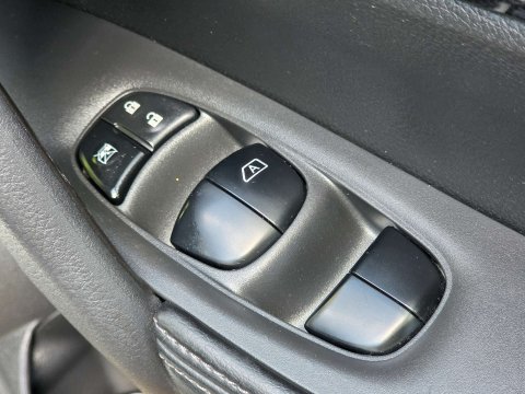 Nissan X-Trail 1.6 X-Trail Tekna dCi CVT 5dr 37