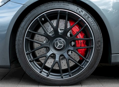 Mercedes-Benz C Class C63 S Coupe 10