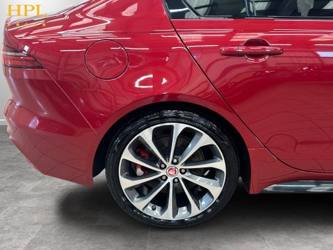 Jaguar XE 2.0 P250i R-Dynamic Black Saloon 4dr Petrol Auto Euro 6 (s/s) (250 ps) 10