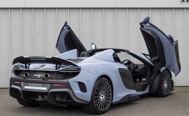 McLaren 675LT Spider 8