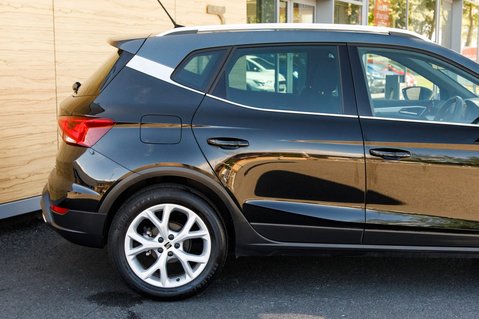 SEAT Arona ECOTSI FR 7
