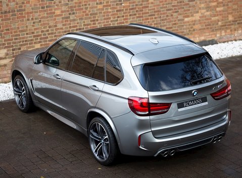 BMW X5 M 12