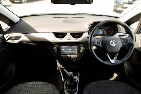 Vauxhall Corsa SE NAV