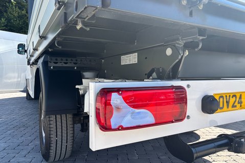 MAN TGE 3.180 DSG 4Motion Crew Cab Tipper - Air Con / LED Headlights 25