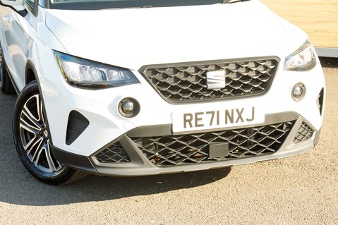 SEAT Arona TSI SE TECHNOLOGY 10