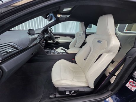 BMW M4 3.0 BiTurbo Competition Coupe 2dr Petrol DCT Euro 6 (s/s) (450 ps) 9