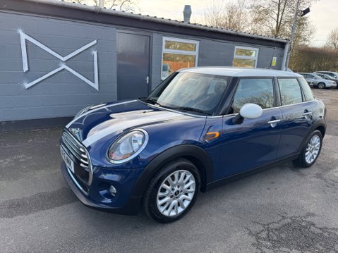 Mini Hatch COOPER 30