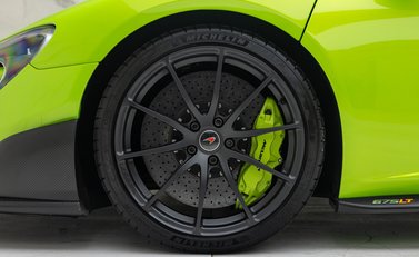 McLaren 675LT 31