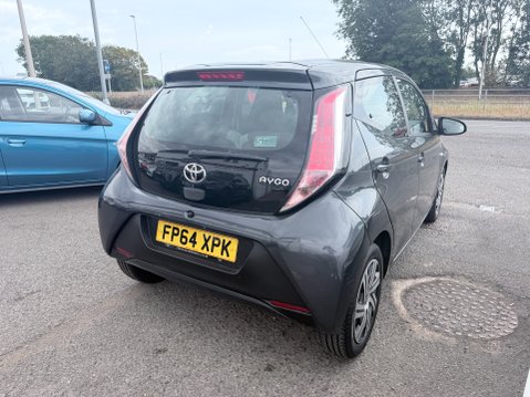 Toyota Aygo 1.0 VVT-I X-PLAY 5