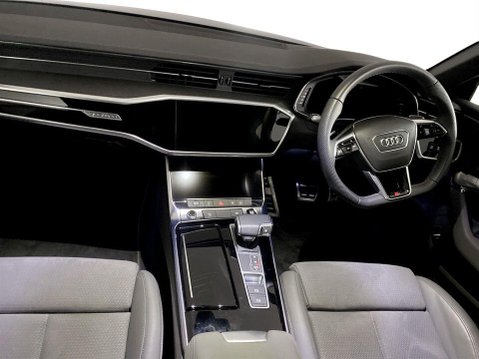 Audi A6 2.0 TDI 40 Black Edition Saloon 4dr Diesel S Tronic quattro Euro 6 (s/s) (2 18