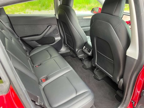 Tesla Model Y ModeL Y Long Range AWD 4WD 5dr 42
