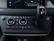 Land Rover Defender 3.0 Defender X-Dynamic SE D MHEV Auto 4WD 3dr 31