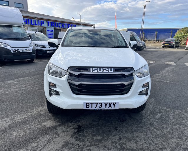 Isuzu D-Max ISUZU D-MAX DIESEL 1.9 DL20 Double Cab 4x4 Fitted with Canopy