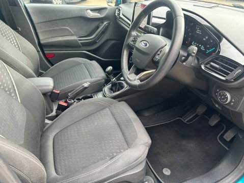Ford Fiesta TITANIUM 19