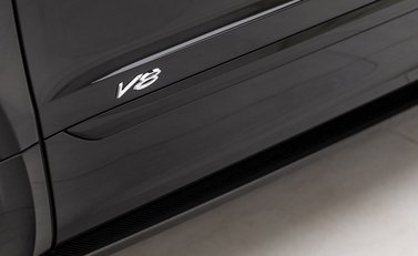 Bentley Bentayga V8 21