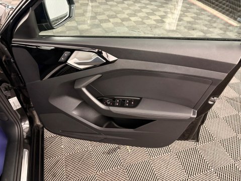 Audi A1 1.0 TFSI 30 Sport Sportback S Tronic Euro 6 (s/s) 5dr 31